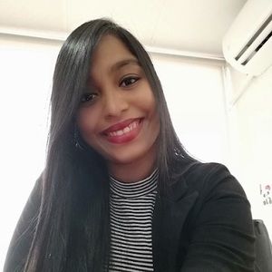 Meet your Posher, Shakira